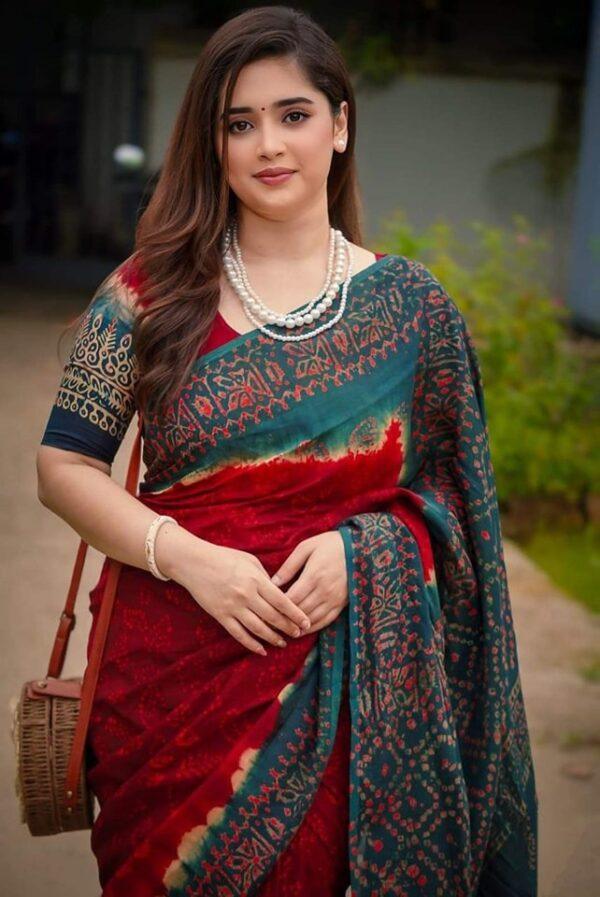 প্রিমিয়াম জাপানি সিল্ক শাড়ী