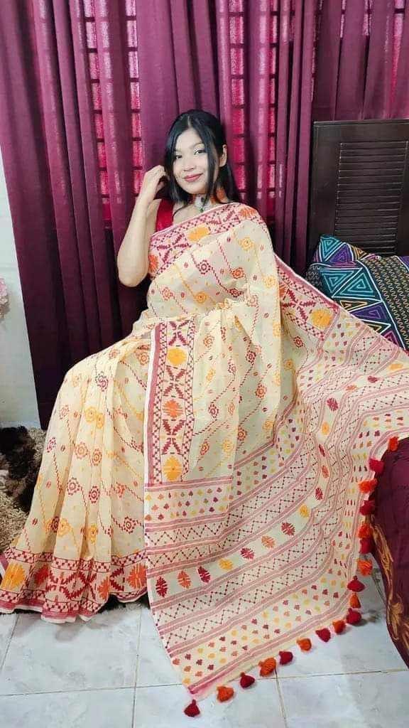 হাফ সিল্ক শাড়ি