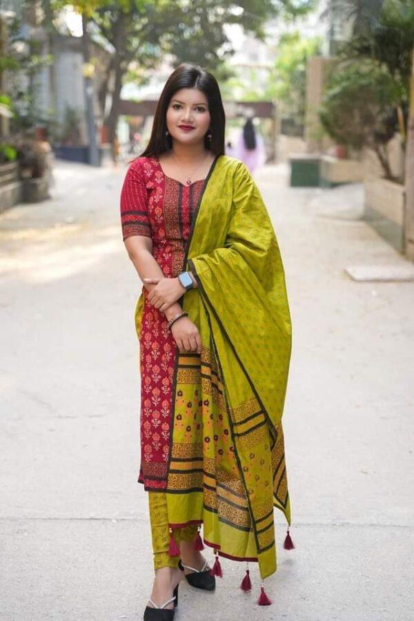 ভিআইপি ব্লক প্রিন্ট থ্রি পিস