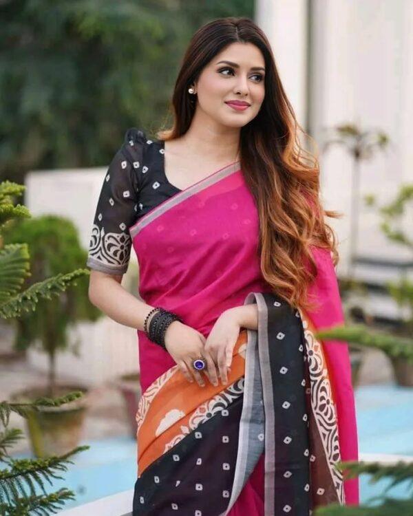 আদুরী প্রিমিয়াম চান্দুরি সিল্ক শাড়ি।