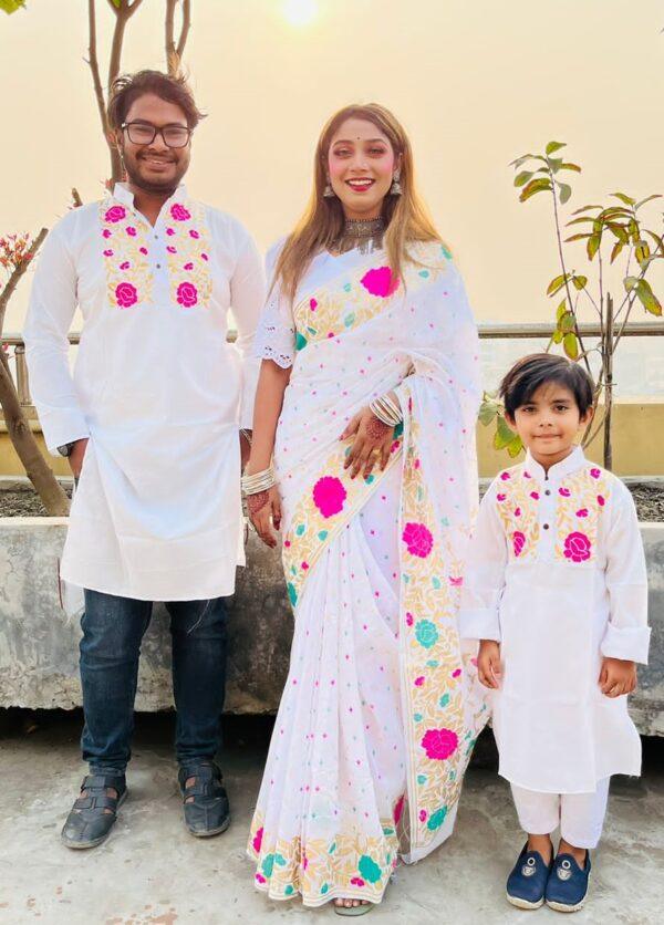 শুদ্ধতার প্রতিচ্ছবি সাদা কাপল ড্রেস!