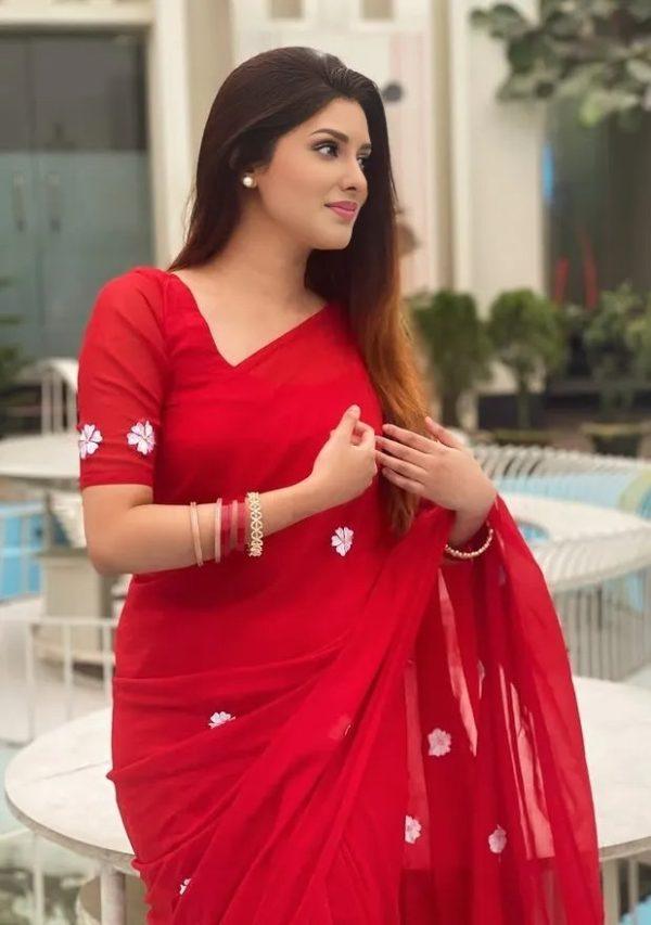 লাল রঙে মুগ্ধতা ছড়াতে নিয়ে এলাম নতুন জর্জেট শাড়ির কালেকশন।